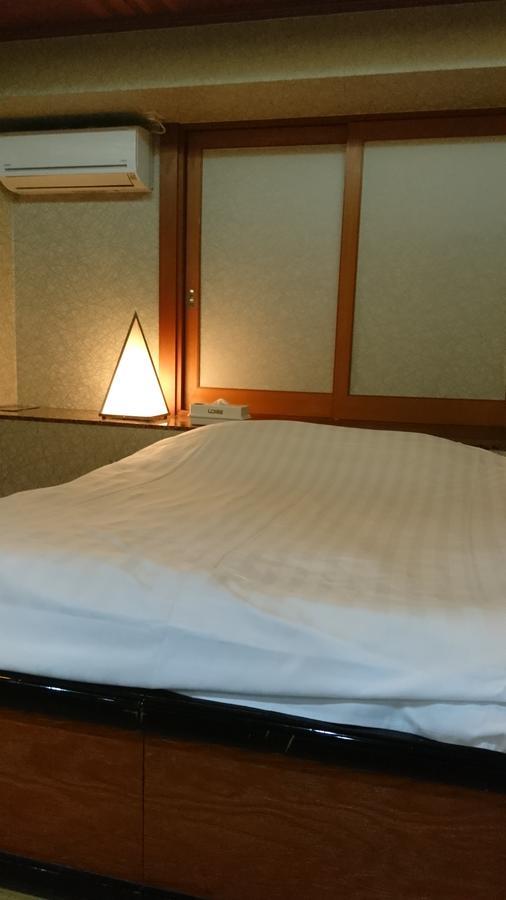 Hotel Loire (Adults Only) Ōsaka Extérieur photo